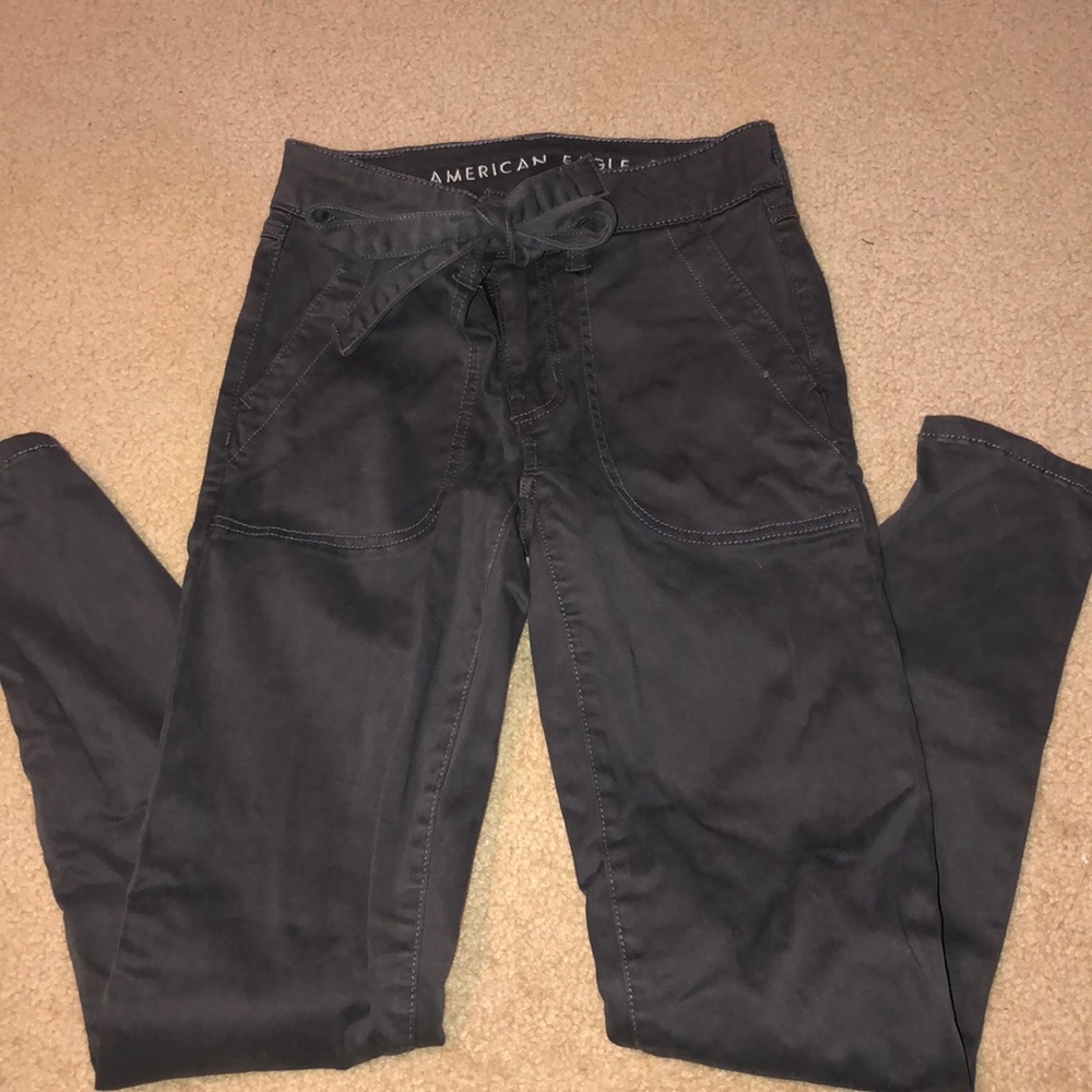 NWOT 00 gray AE jeggings